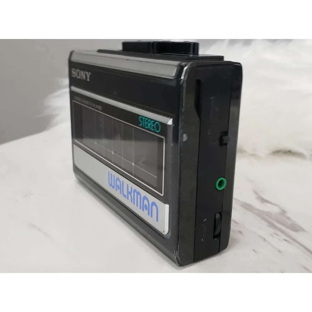 BROKEN FOR PARTS Sony Walkman WM-41 Stereo Cassette Tape Player Portable